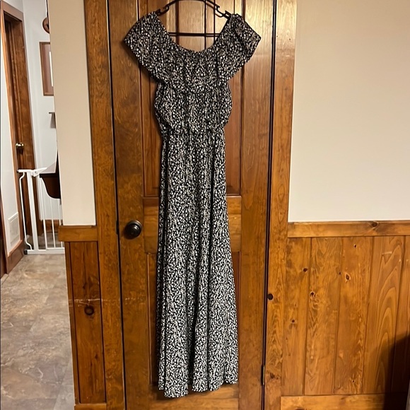 Premier Black and White Casual Maxi Sundress - Picture 8 of 8